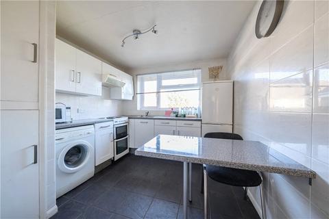 4 Trevor Close, Harrow, HA3 6AE
