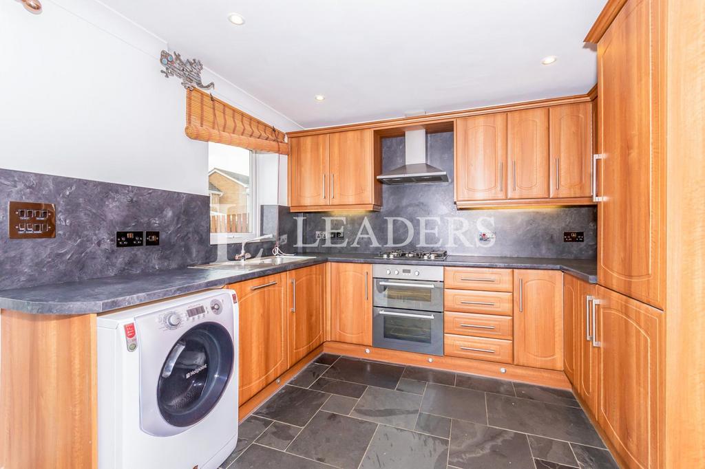 Towning Close, Deeping St. James, PE6 3 bed semidetached house £