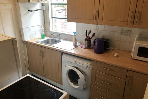 3 bedroom terraced house to rent, Redruth Street, Fallowfield, Manchester, M14