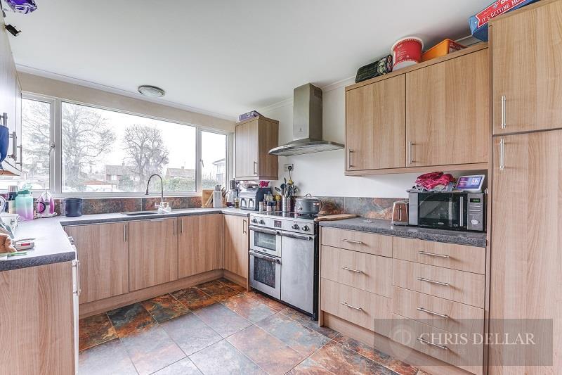 Monks Walk, Buntingford 3 bed terraced house for sale £325,000