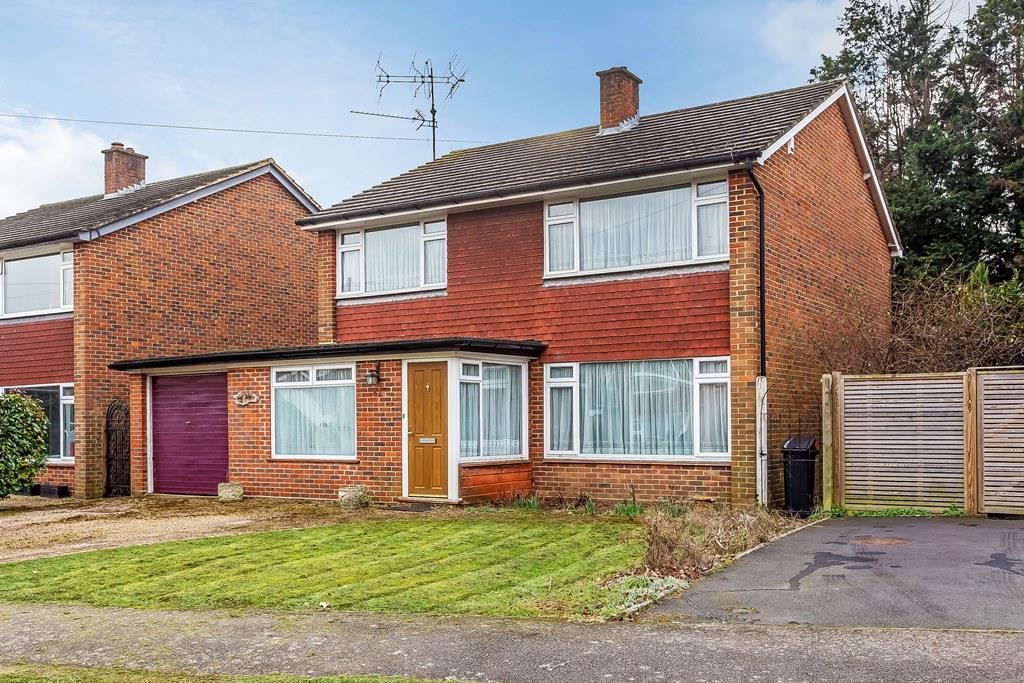 CANNON GROVE, FETCHAM, KT22 4 bed detached house for sale £699,950