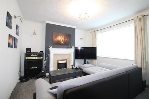 25 Bath Road, Quarry Bank, Brierley Hill, DY5 1AZ