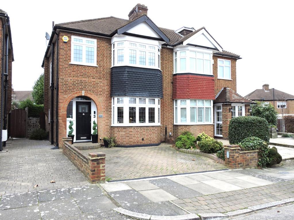 Edenbridge Road, Bush Hill Park, Enfield, EN1 3 bed semidetached house