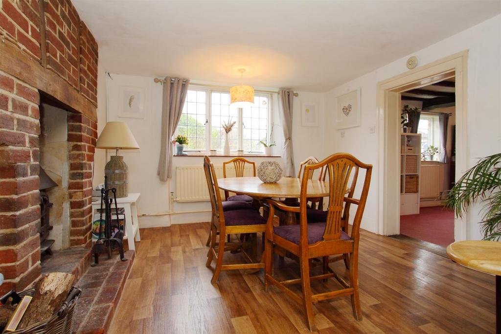 Breakfast Room