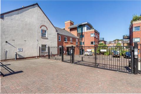 7 Diglis Court, Worcester, WR5 3BF