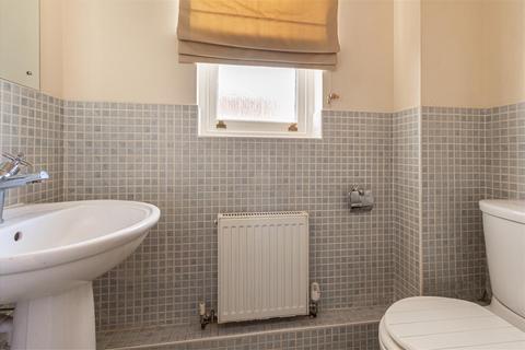 7 Diglis Court, Worcester, WR5 3BF