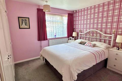 3 Claxton Close, Eastbourne, BN21 2RT