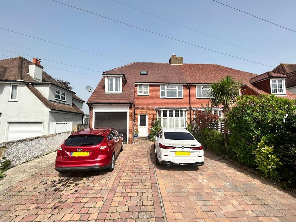 Kings Drive, Eastbourne BN21 3 bed for sale £350,000