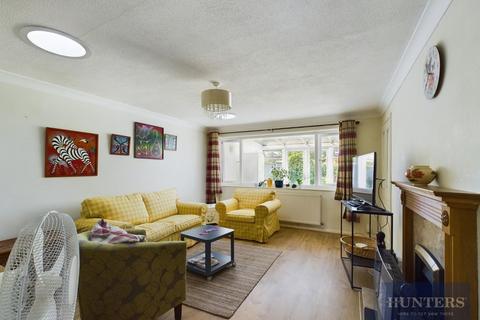 17 Durham Close, Cheltenham, GL51 3DF