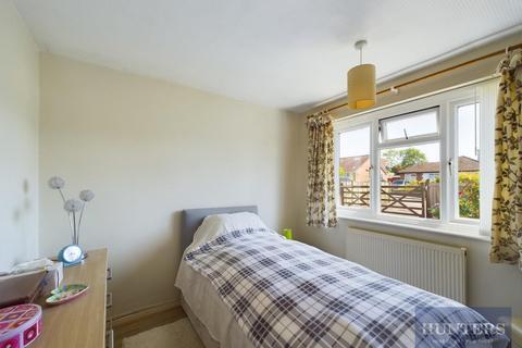 17 Durham Close, Cheltenham, GL51 3DF