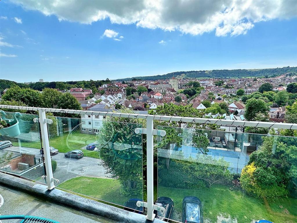 Selmeston House, Upperton Road, Eastbourne BN21 1 bed flat for sale £