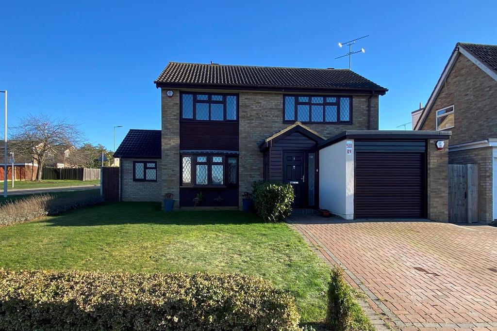 Uplands Drive, Chelmsford CM1 4 bed detached house for sale £675,000