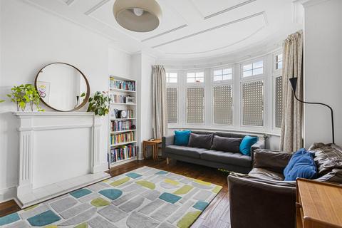 59 Green Dragon Lane, London, N21 2LB