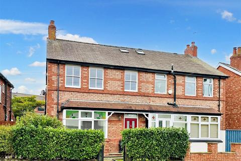 4 bedroom semi-detached house for sale, Grove Lane, Hale, Altrincham