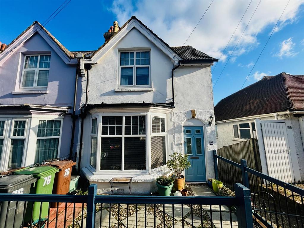 Hurst Road Eastbourne Bn21 3 Bed End Of Terrace House For Sale £405 000