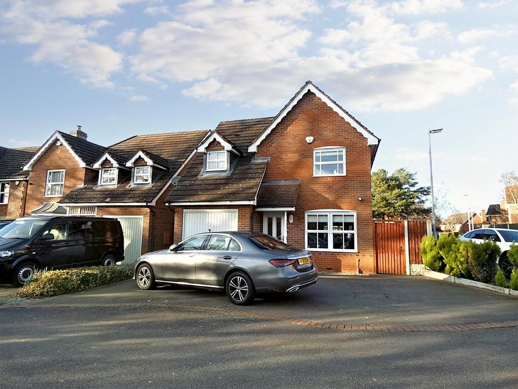 Barrack Close, Sutton Coldfield 3 bed detached house £425,000