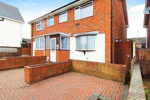 3 bedroom semi-detached house for sale - Frindsbury Hill, Rochester