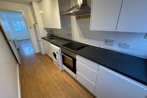 undefined, Nicholas Close, Greenford UB6