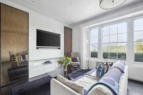 1 bedroom apartment for sale, Grosvenor Gardens, London, SW1W