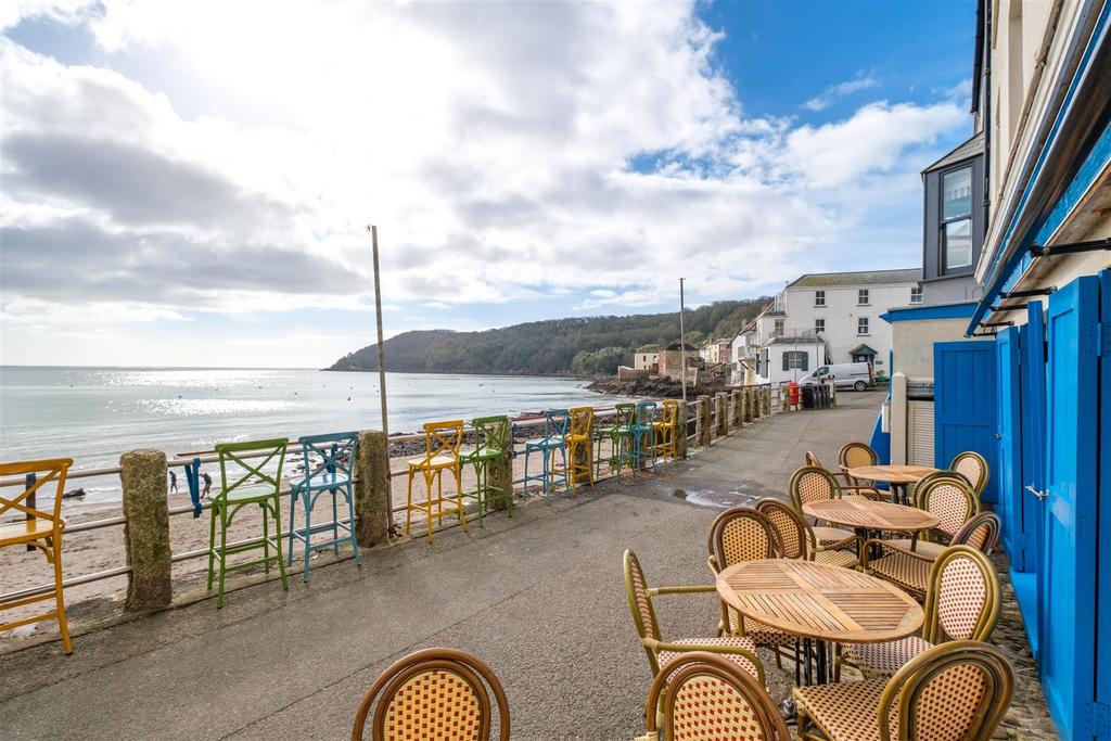 Parry Devonport Pub-2.jpg
