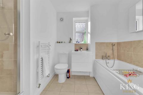 40 Avon Way, Bidford On Avon, Alcester, B50 4GP