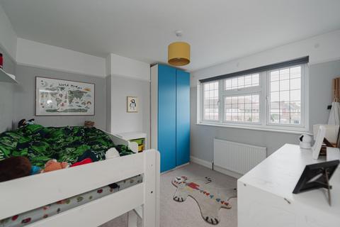 60 Danetree Road, Epsom, KT19 9RZ