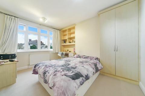 41 Preston Drive, Epsom, KT19 0AD