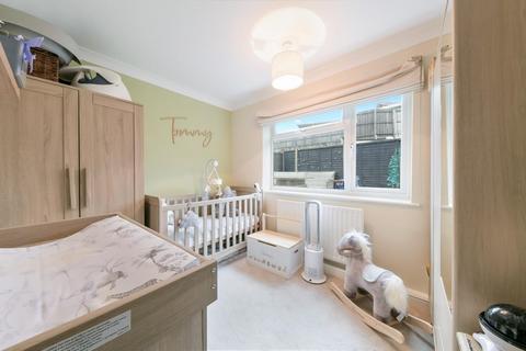 21 Welbeck Close, Epsom, KT17 2BJ