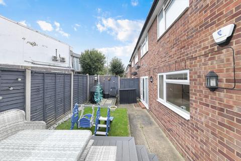 21 Welbeck Close, Epsom, KT17 2BJ