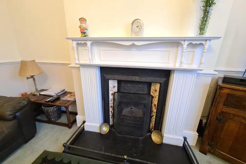 10 Springfield Road, Wallington, SM6 0BB