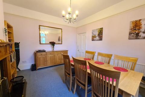 10 Springfield Road, Wallington, SM6 0BB