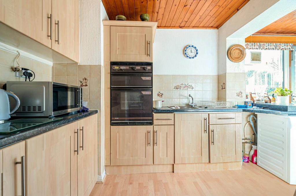 St. Margarets Road, Horsforth, Leeds 3 bed detached bungalow for sale