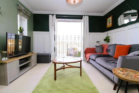 2 bedroom flat for sale, Cannonbury Road, Ramsgate