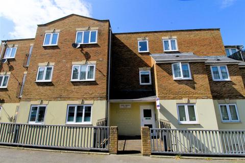 Flat 14, Lime Grove Cannonbury Road, Ramsgate, CT11 9NR