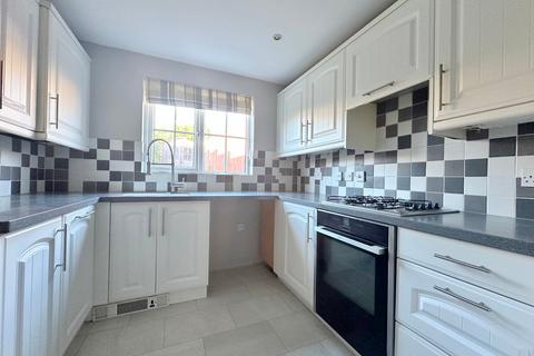 11 Cowdrie Way, Springfield, Chelmsford, CM2 6GL