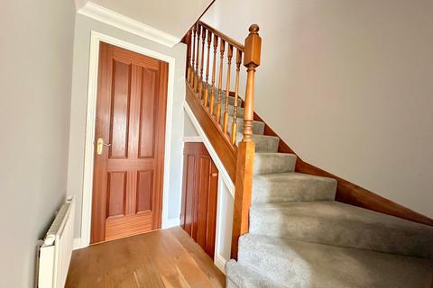11 Cowdrie Way, Springfield, Chelmsford, CM2 6GL
