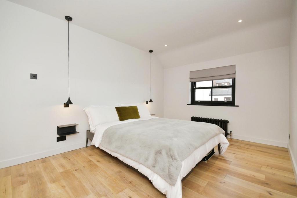 Bedroom no.1