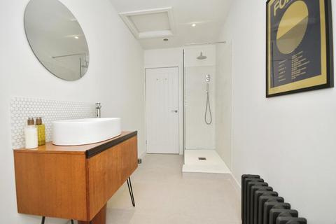 108 Cross Lane, Sheffield, S10 1WL