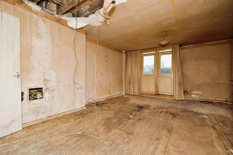 18 Batemoor Drive, Sheffield, S8 8EB