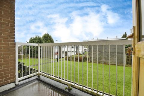 18 Batemoor Drive, Sheffield, S8 8EB