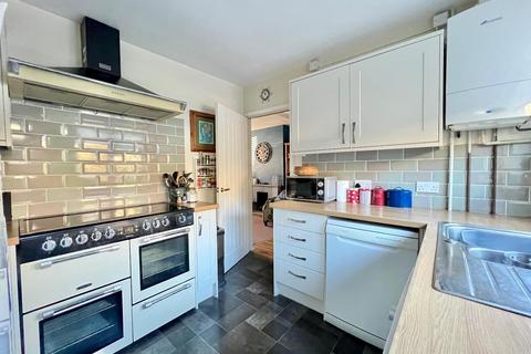 3 bedroom terraced house for sale, Toadsmoor Road, Brimscombe, Stroud, GL5 2TB