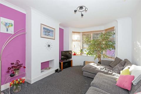 4 bedroom semi-detached house for sale, St. Andrews Road, Worthing