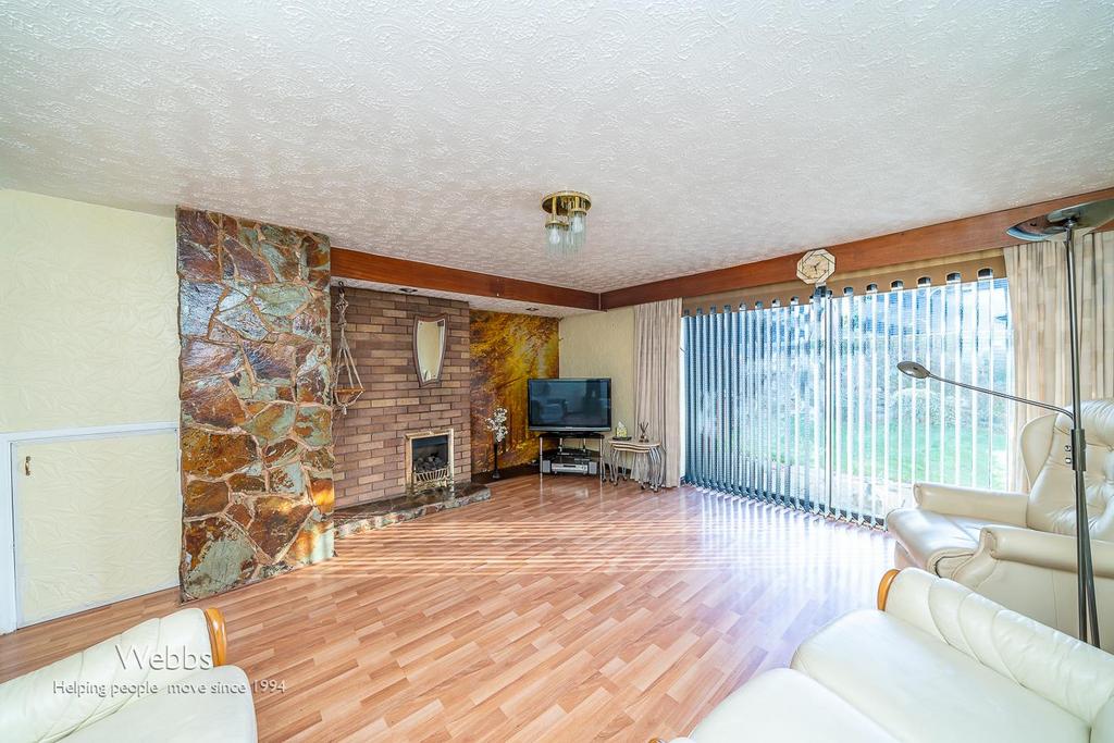 Lynwood close, Willenhall WV12 3 bed detached house for sale £275,000