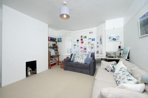 23 Park View, London, W3 0PU