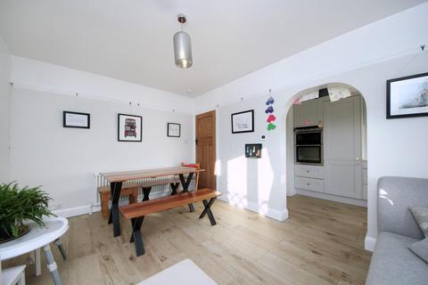 23 Park View, London, W3 0PU
