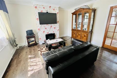 3 bedroom semi-detached house for sale, Riddings Road, Huddersfield HD2