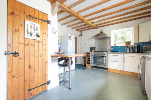 Endsleigh House, 6 Beaumont Terrace, Middle Pill, Saltash, PL12 6LH