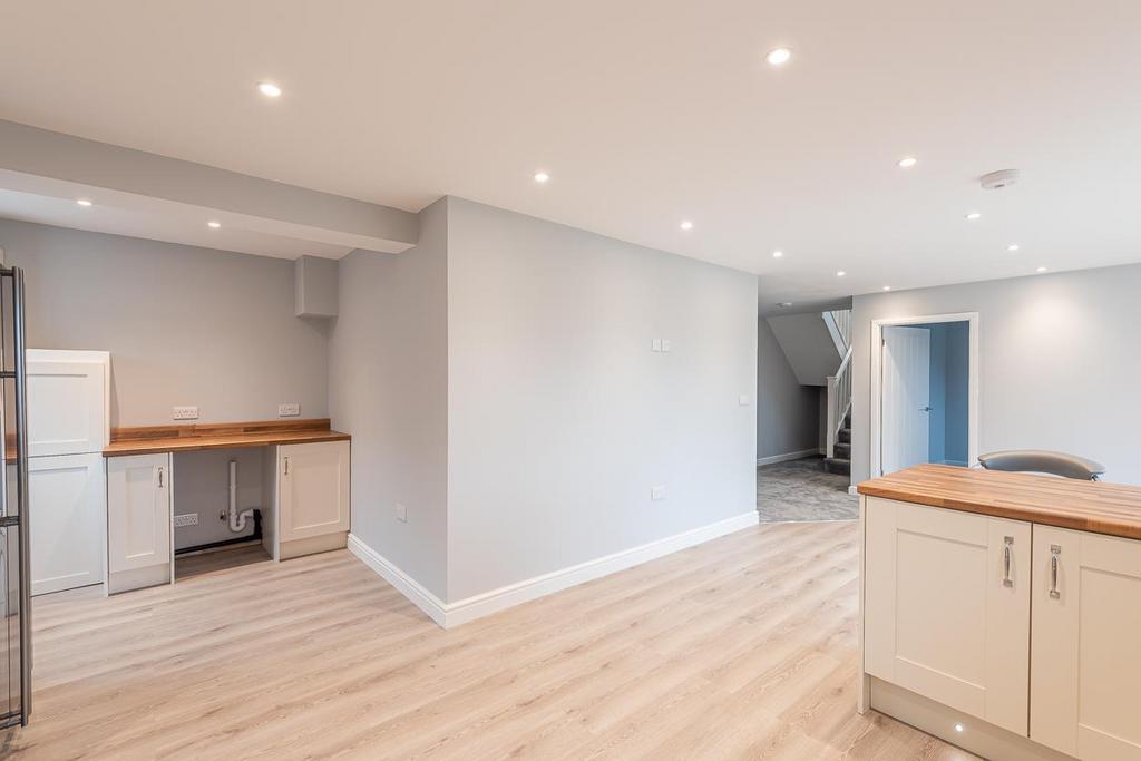 Dining kitchen