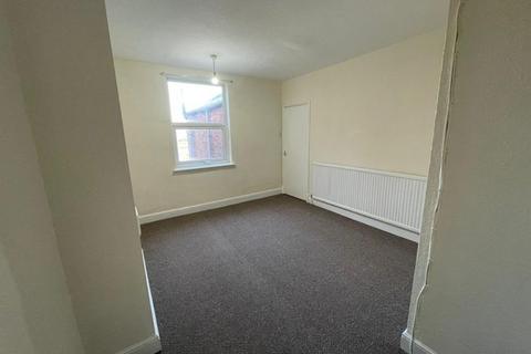 2 bedroom terraced house to rent - Harrison Road, Leicester