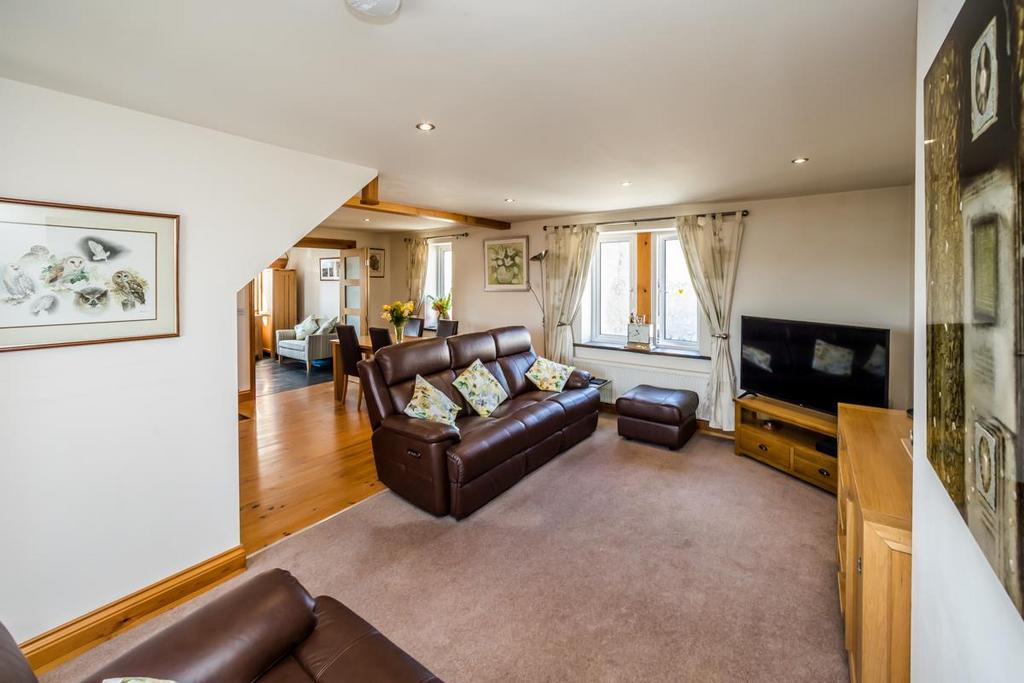 Beaumont Park Road, Huddersfield HD4 4 bed semidetached house for sale
